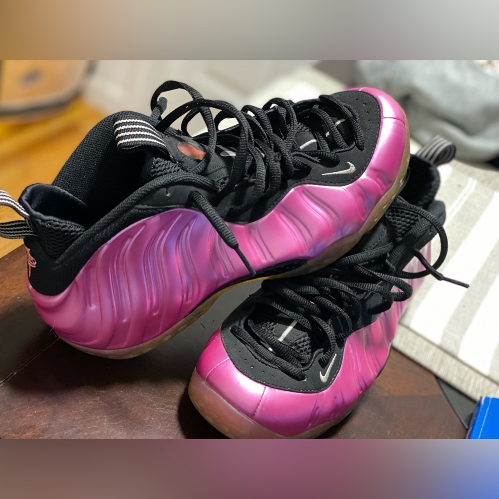 Size 10 - Nike Air Foamposite One Pearlized Pink 2012 Pre-owned
